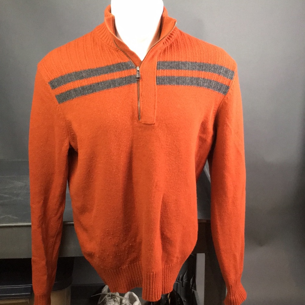 Banana republic men’s sweater size M